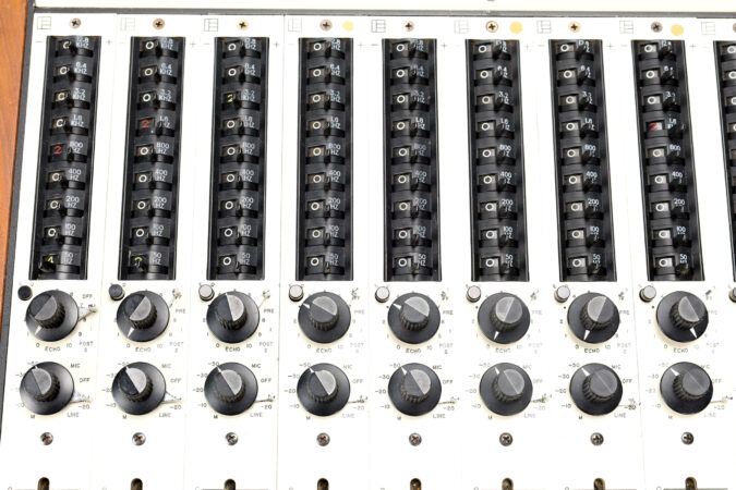 Electrodyne 12 x 2 (Vintage) Sidecar with Direct Outs