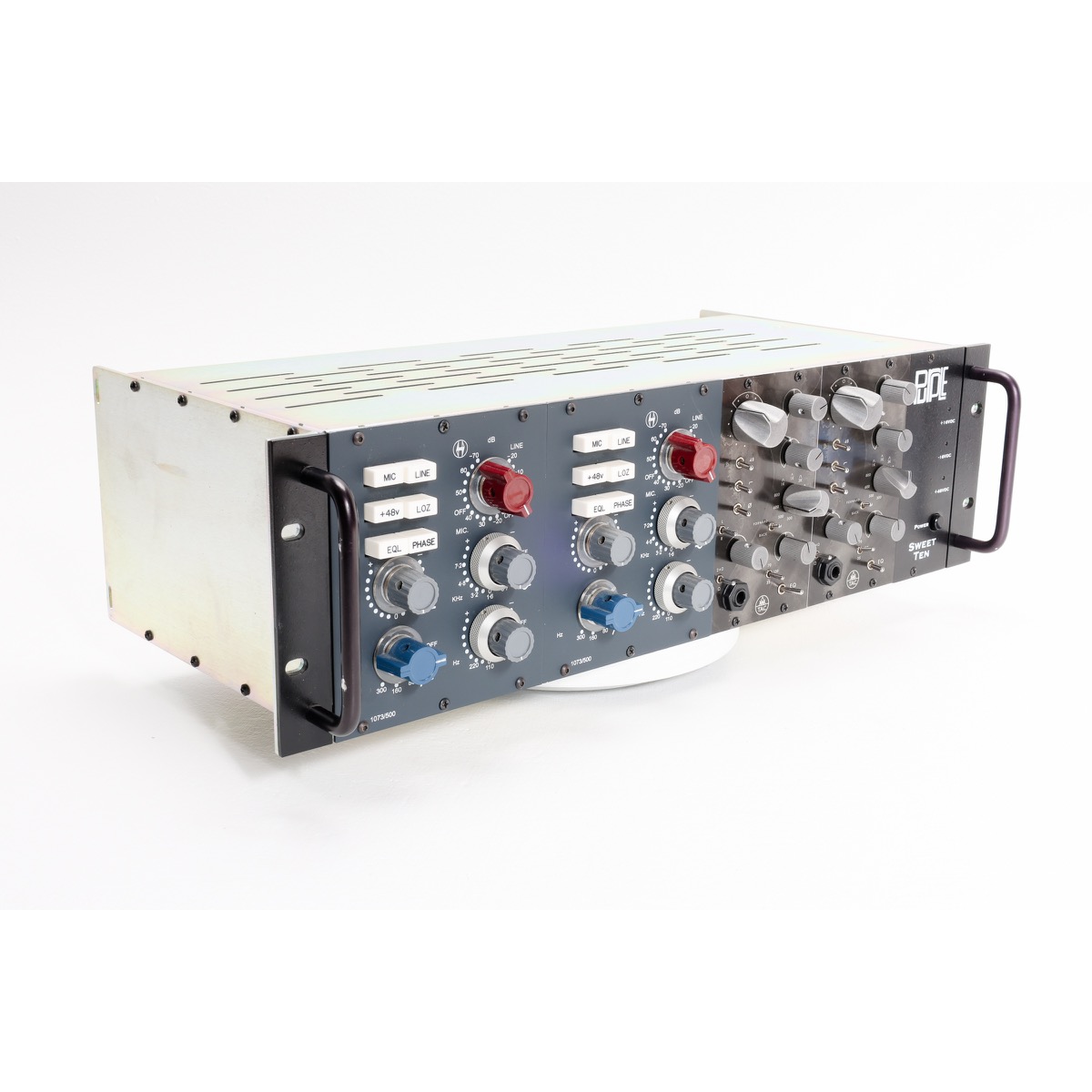 Purple Sweet 10 Loaded 500 series rack-4 Purple Sweet 10 Loaded 2 x Heritage 1073 2 x AwTAC Channel Amplifier (Used)