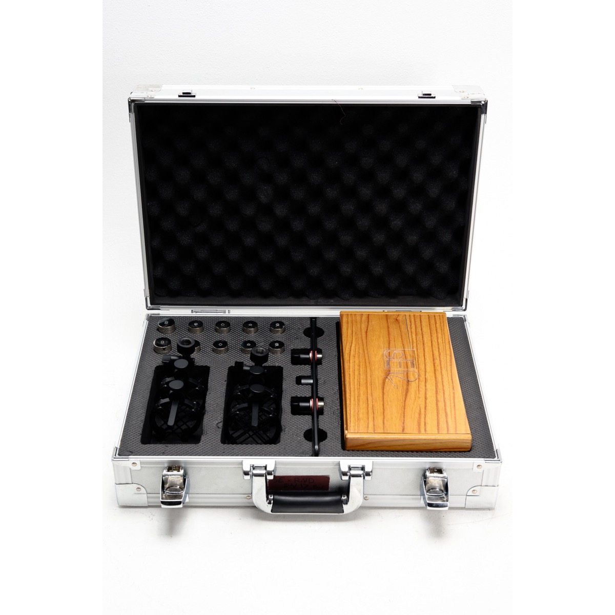 SE x RND RN17 (0342A 0342B)-09 copy SE ELECTRONICS NEVE RN17 Hyper cardioid caps, matched pair (Used)
