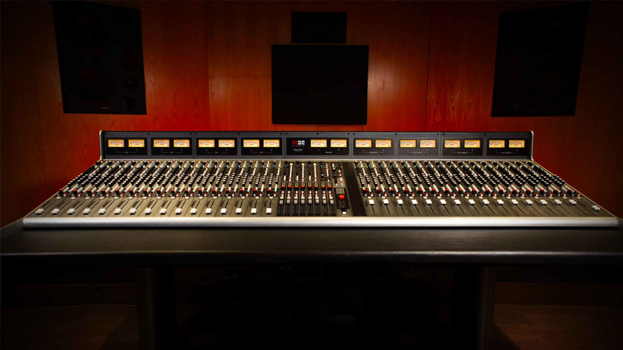 MAIN1 Harrison Audio 32C Classic Mixing Console